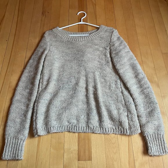 Banana Republic Sweater - Picture 1 of 3